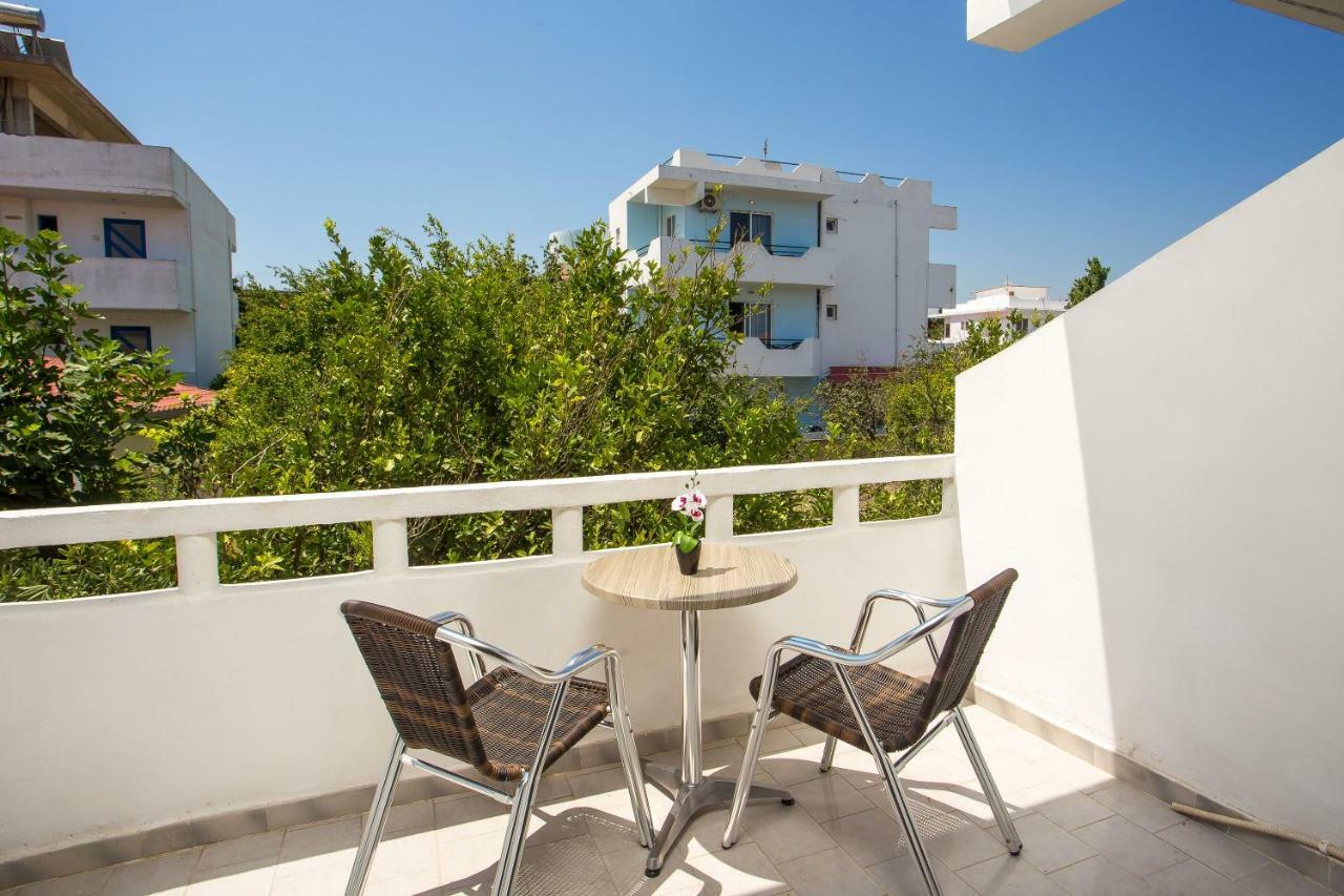 Marieta-Giannis Hotel Фалираки Екстериор снимка